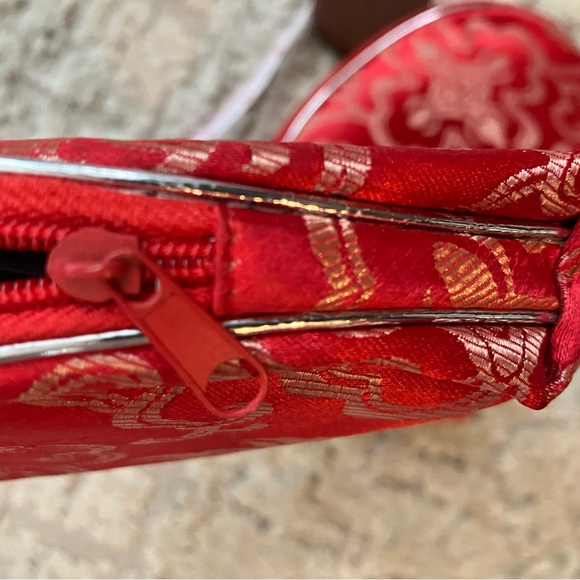 NEW SET OF 5 RED BROCADE CLUTCH PURSE/make up bags from India 🇮🇳 - Picture 8 of 8
